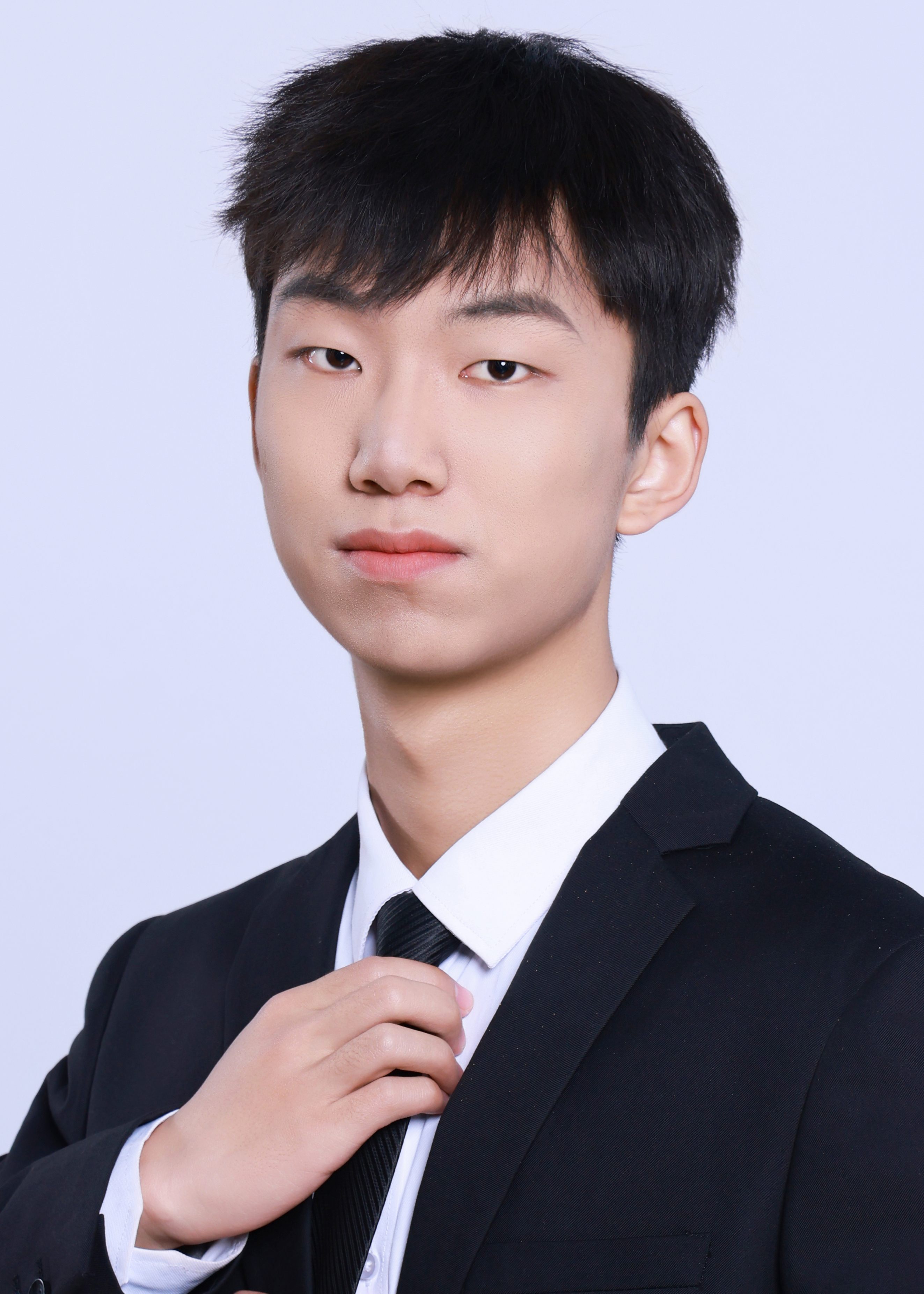 Portrait of Ronglin Lu